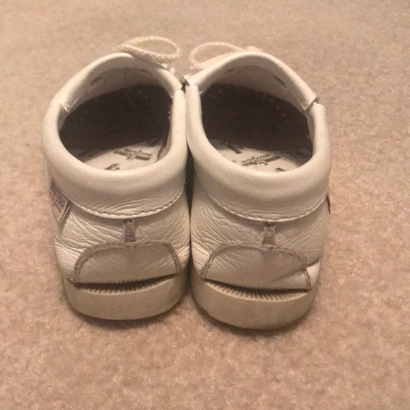 Minnetonka White leather moccasin US WOMENS 4 - Picture 4 of 5